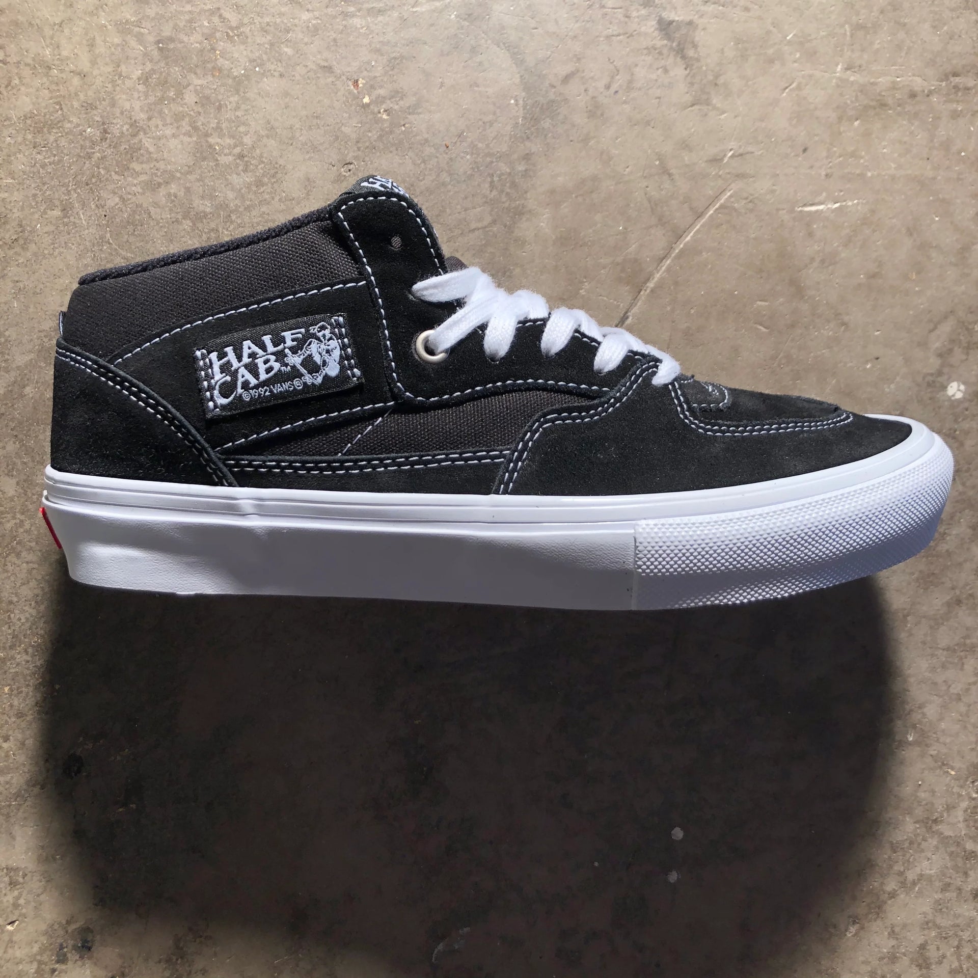 Vans Skate Half Cab - White/Black | Source BMX - US