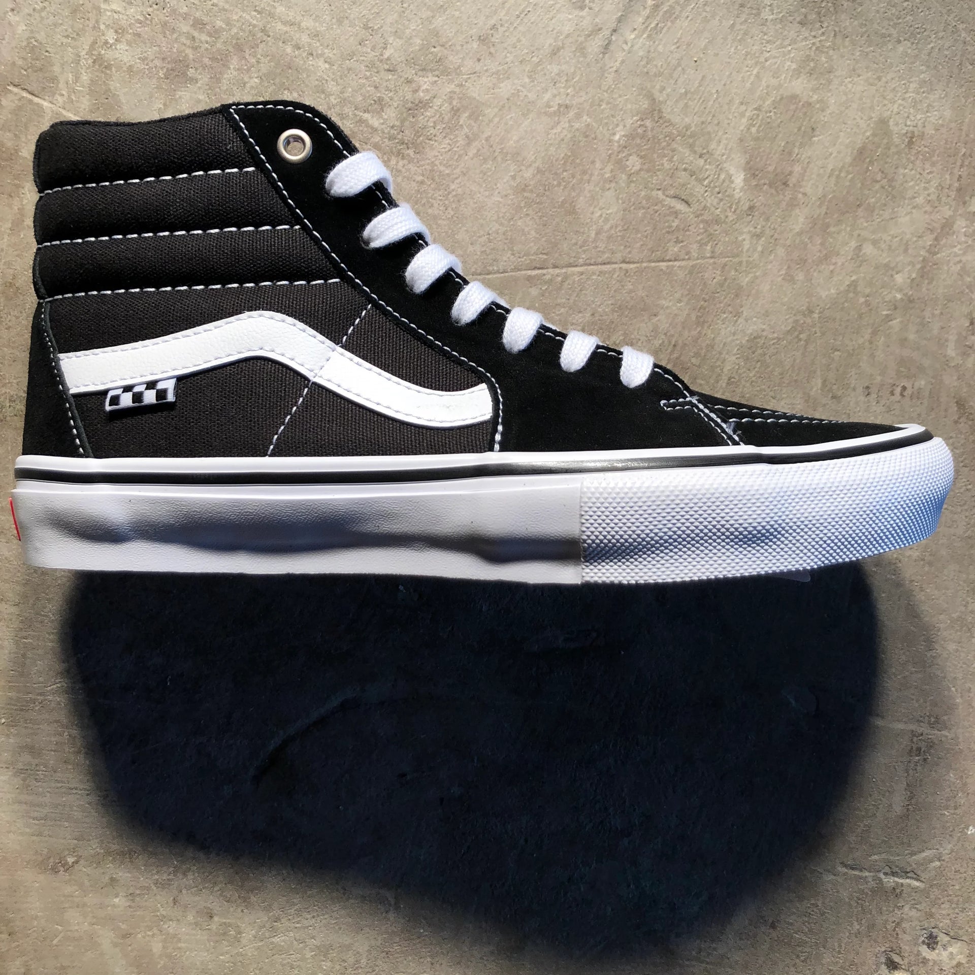 国内配送 VANS SKATE SK8-HI BLACK /WHITE Vans - Skate Sk8 Hi Black - White – The Block