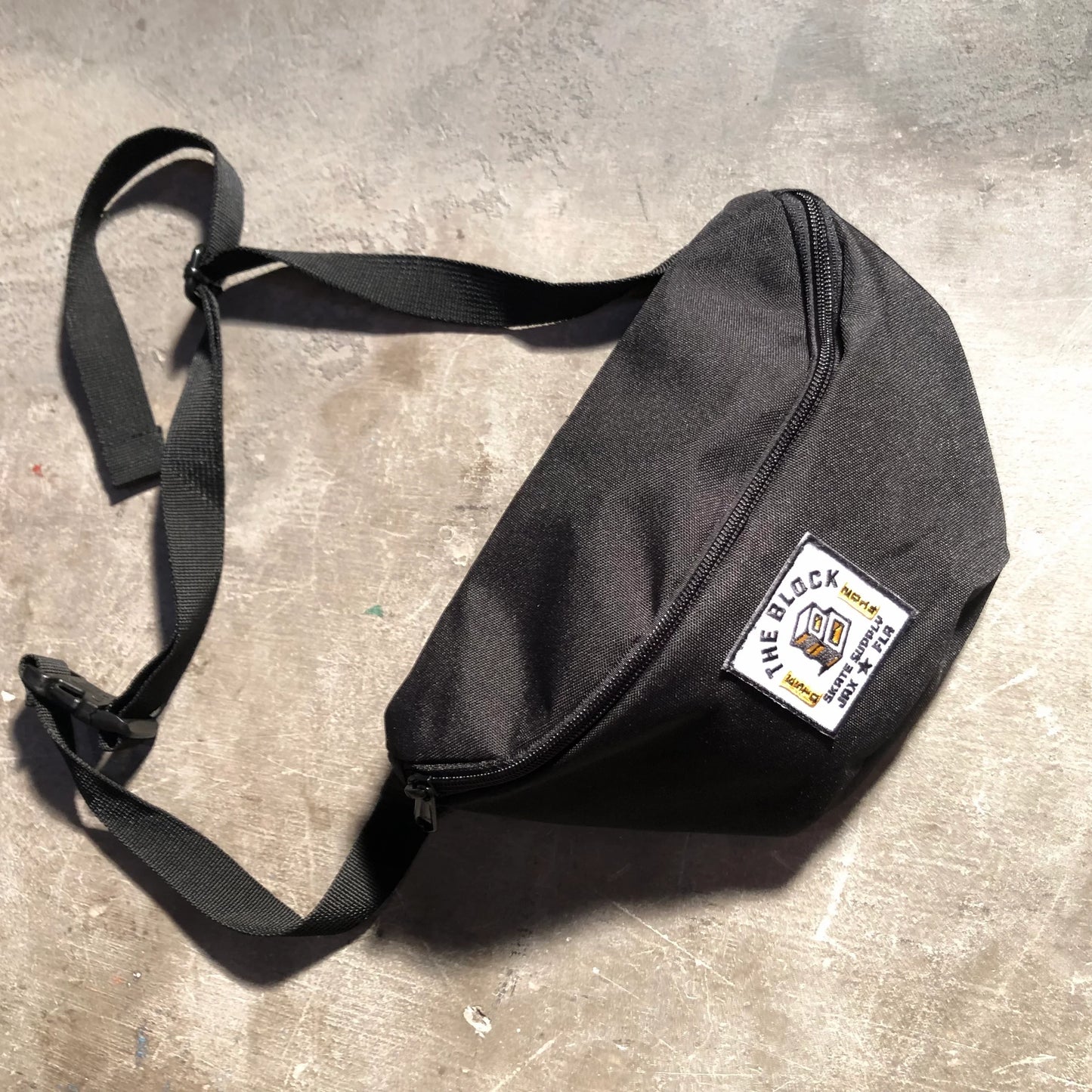 Block - Roots Logo Hip Bag - Black