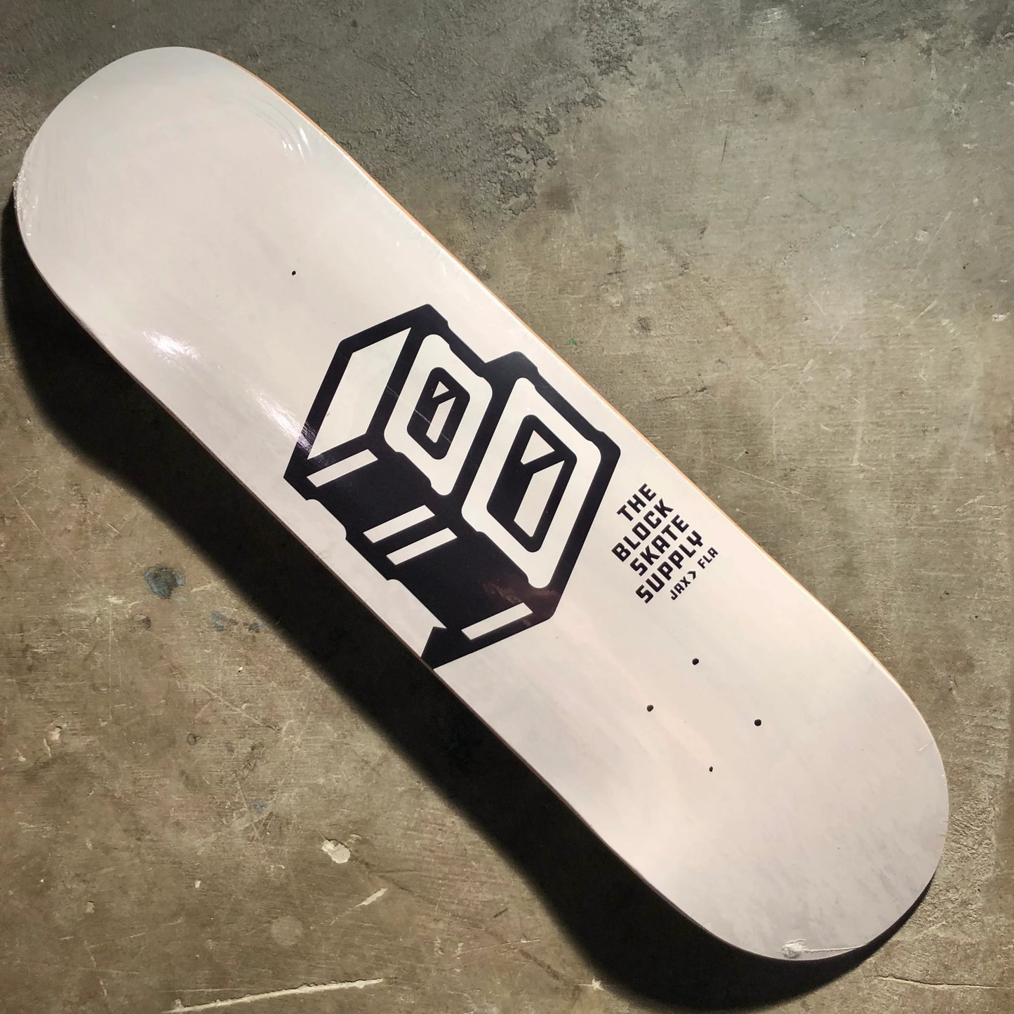 Block - Roots B Logo Deck - White