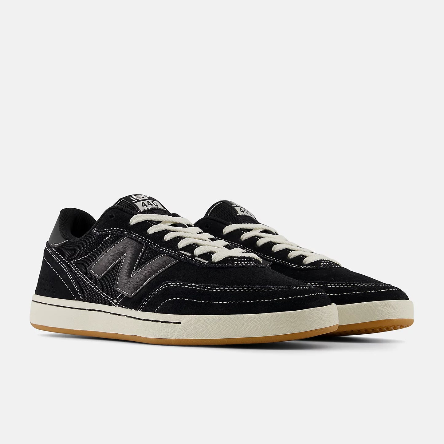 New Balance Numeric - 440 V2 Shoe - Black / Sea Salt