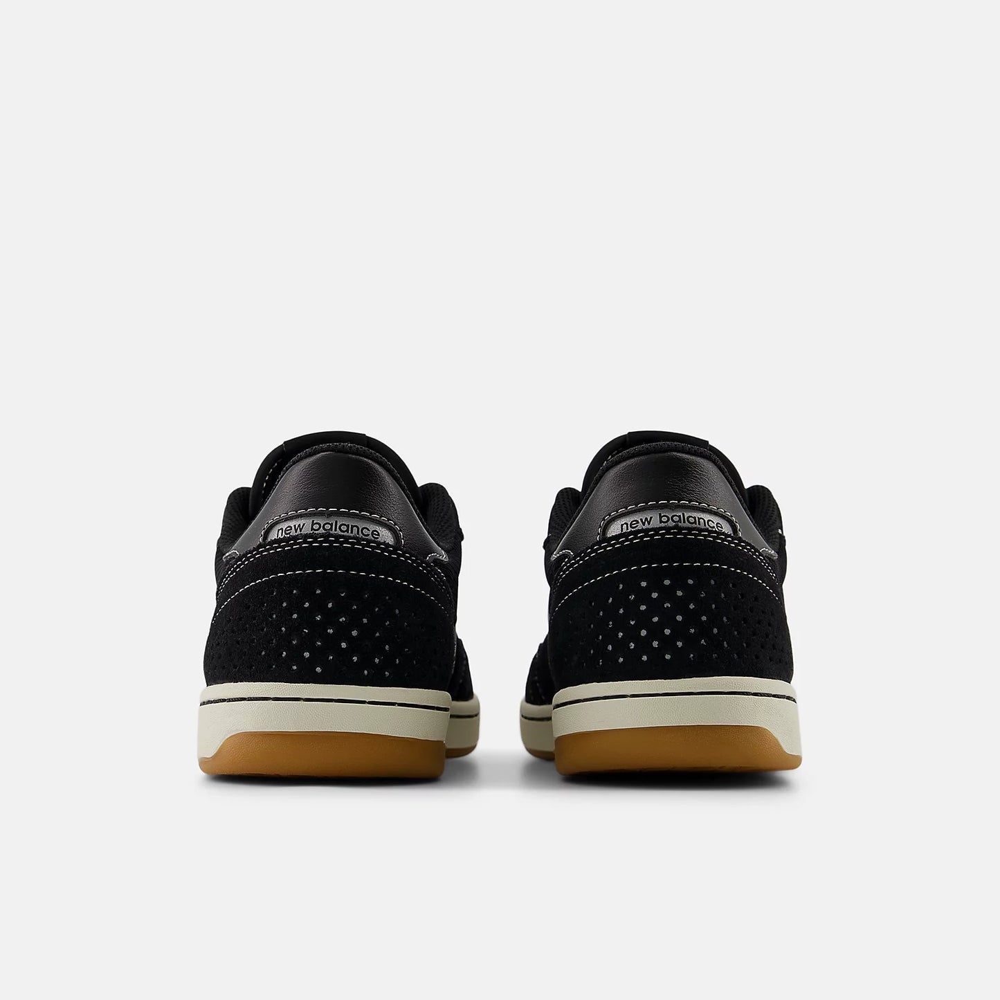 New Balance Numeric - 440 V2 Shoe - Black / Sea Salt